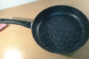 Chảo chống dính vân đá Aulux DDI-26 đáy từ