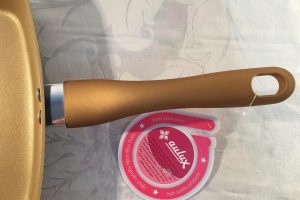 Chảo vuông chống dính vàng kim Aulux DVI-24 đáy từ