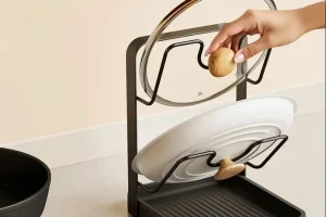 Kệ để vung nồi thớt để bàn ECOCO E25174 kèm khay hứng nước